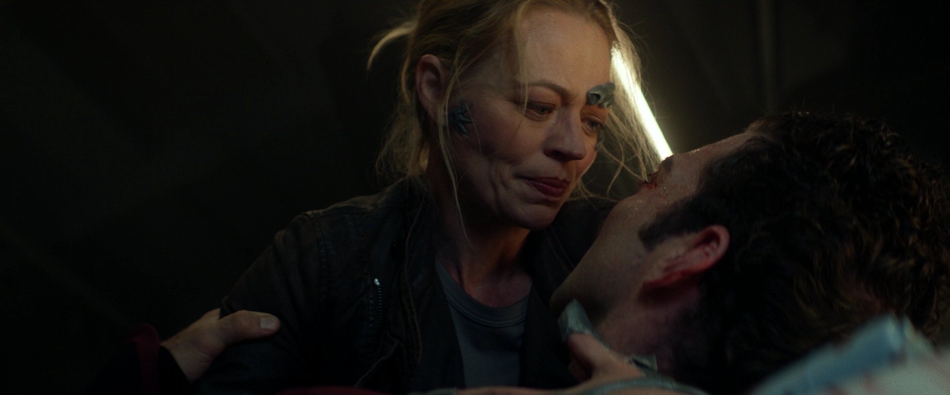 extant_StarTrek_PIC_1x05-StardustCityRag_0367.jpg