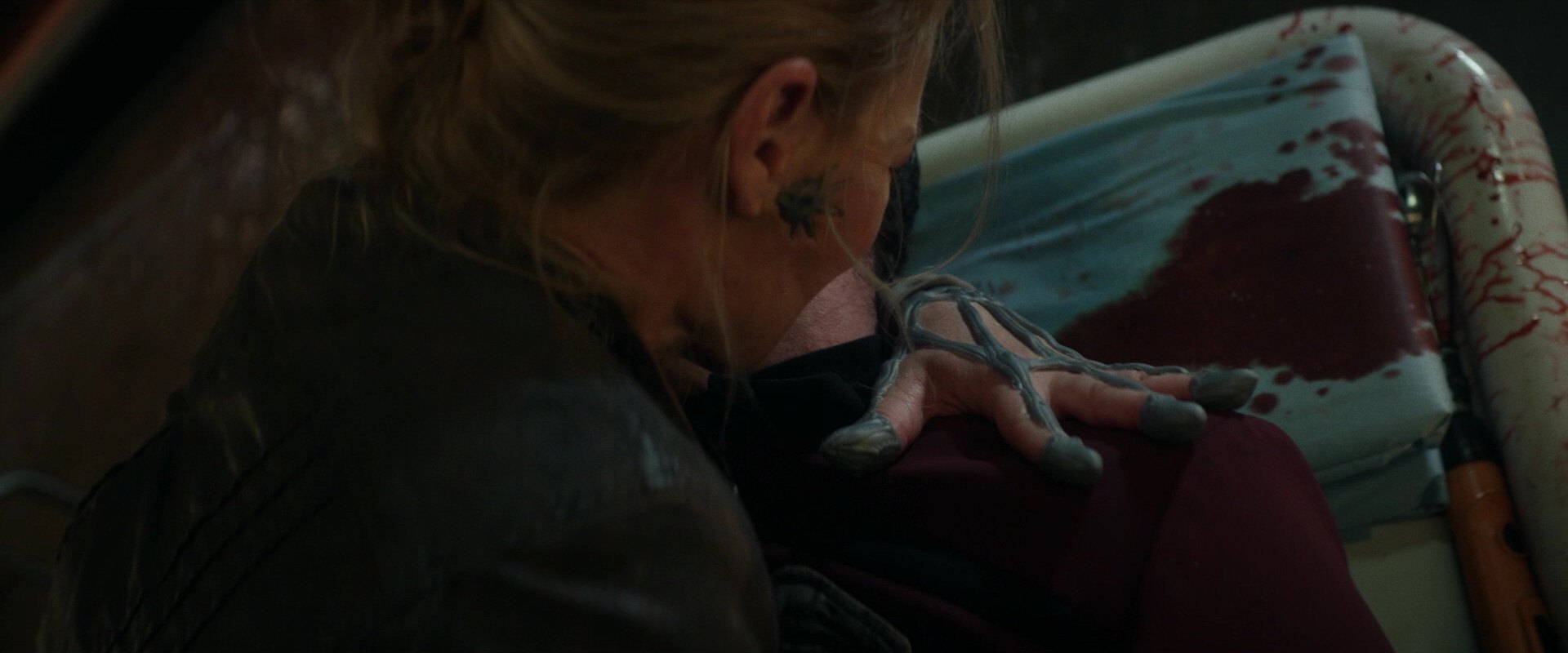 extant_StarTrek_PIC_1x05-StardustCityRag_0373.jpg