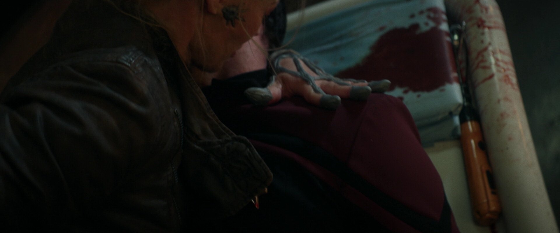 extant_StarTrek_PIC_1x05-StardustCityRag_0375.jpg