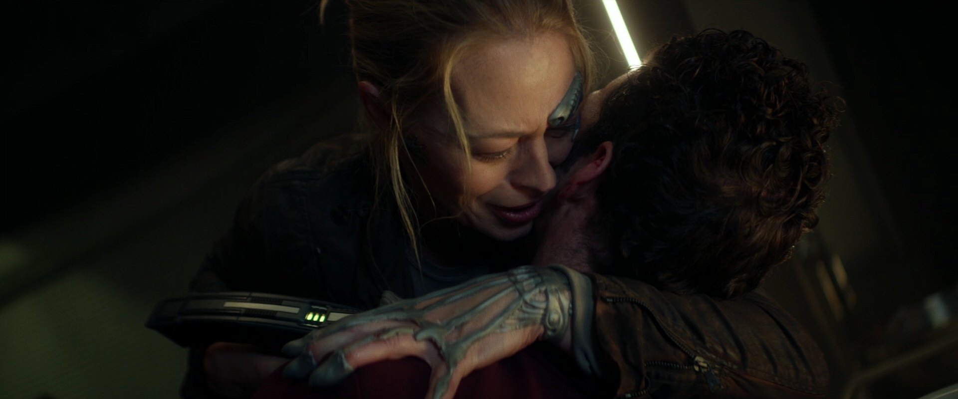 extant_StarTrek_PIC_1x05-StardustCityRag_0388.jpg