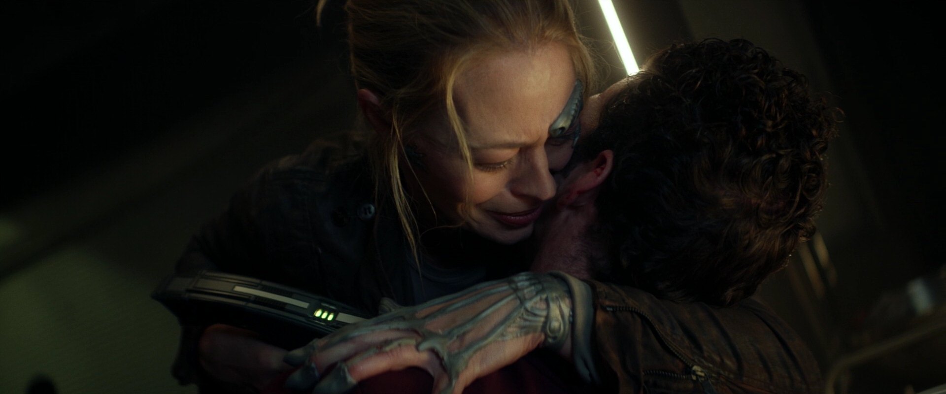 extant_StarTrek_PIC_1x05-StardustCityRag_0389.jpg
