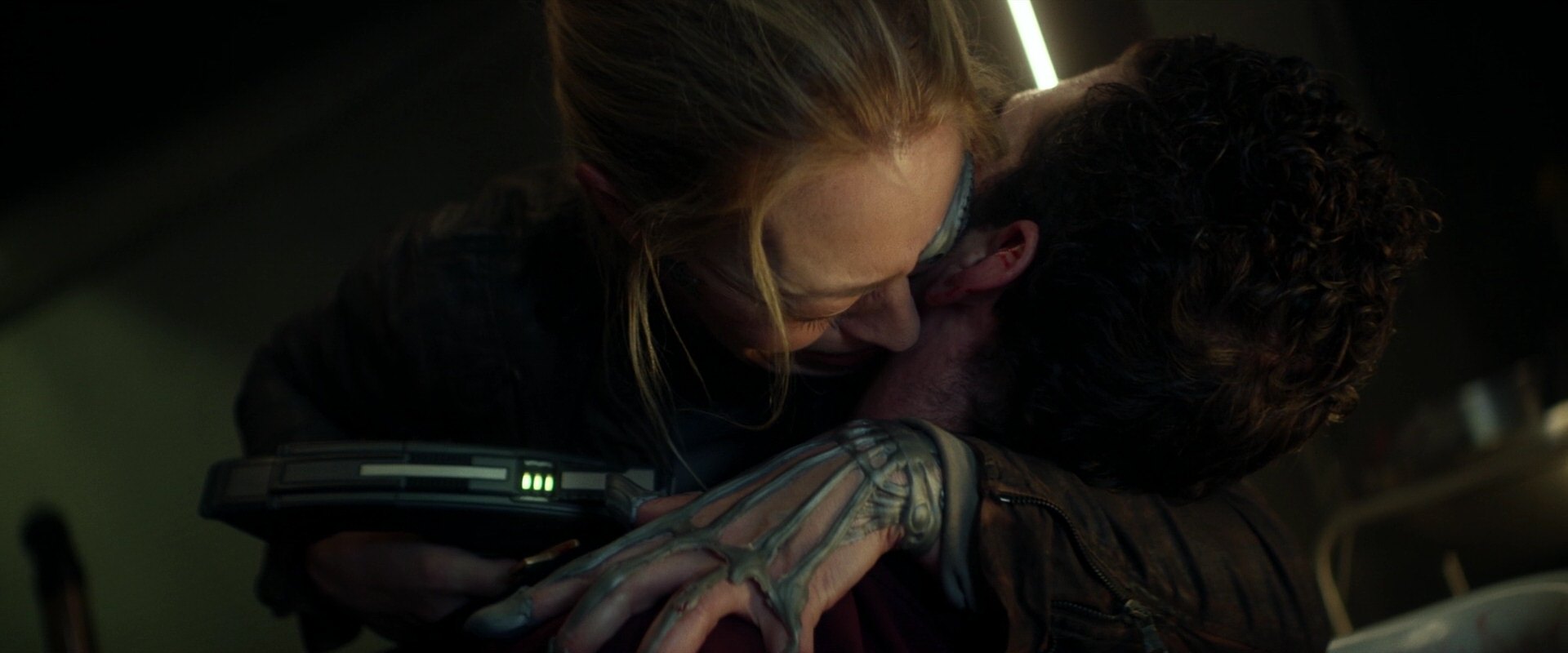 extant_StarTrek_PIC_1x05-StardustCityRag_0395.jpg
