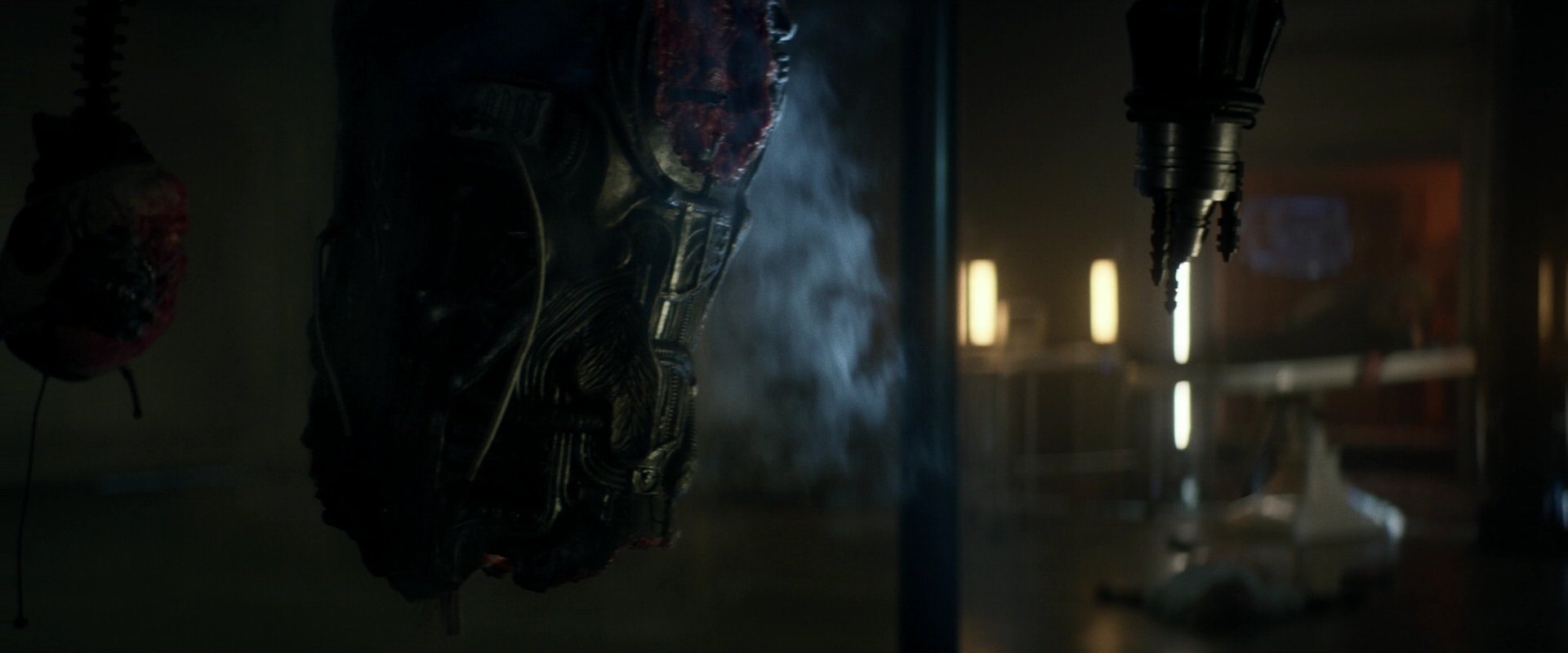 extant_StarTrek_PIC_1x05-StardustCityRag_0402.jpg