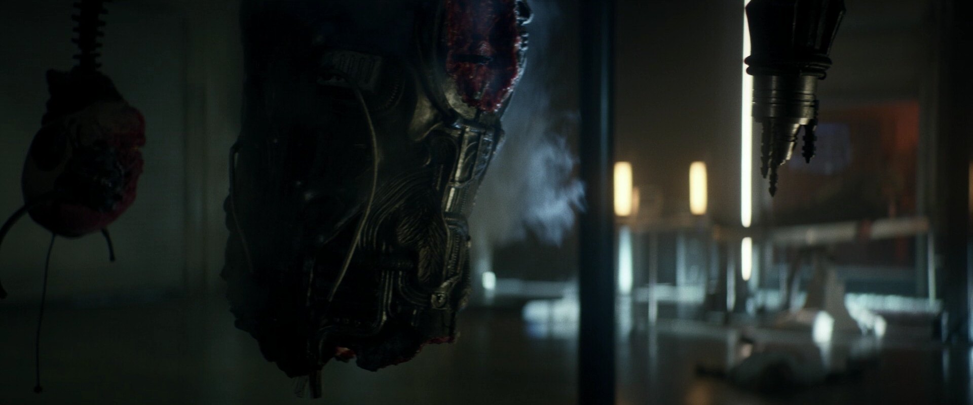 extant_StarTrek_PIC_1x05-StardustCityRag_0403.jpg