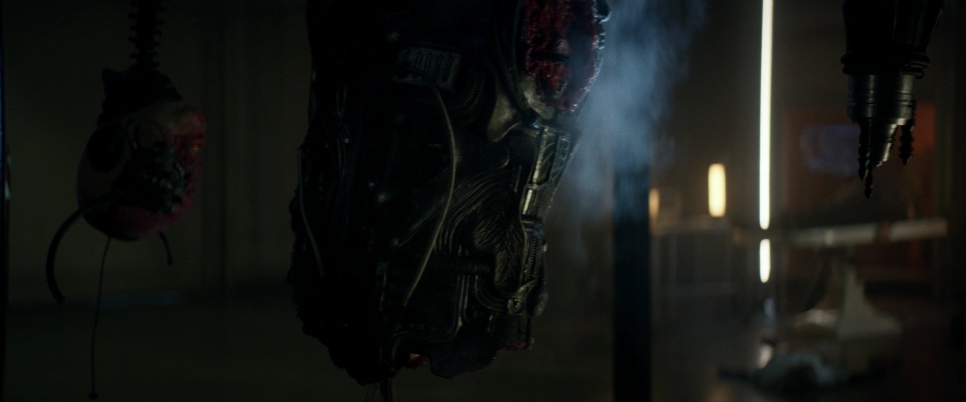 extant_StarTrek_PIC_1x05-StardustCityRag_0405.jpg