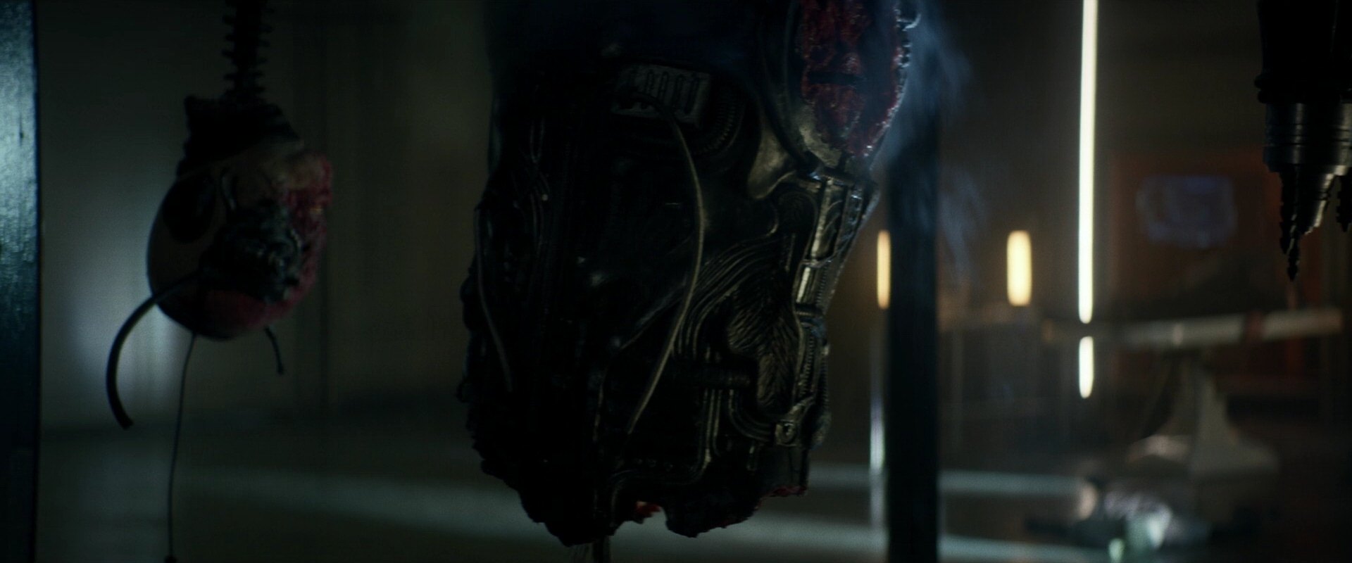 extant_StarTrek_PIC_1x05-StardustCityRag_0406.jpg