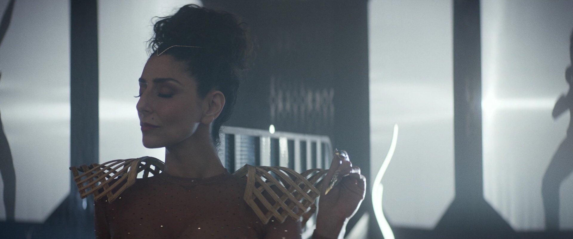extant_StarTrek_PIC_1x05-StardustCityRag_0457.jpg