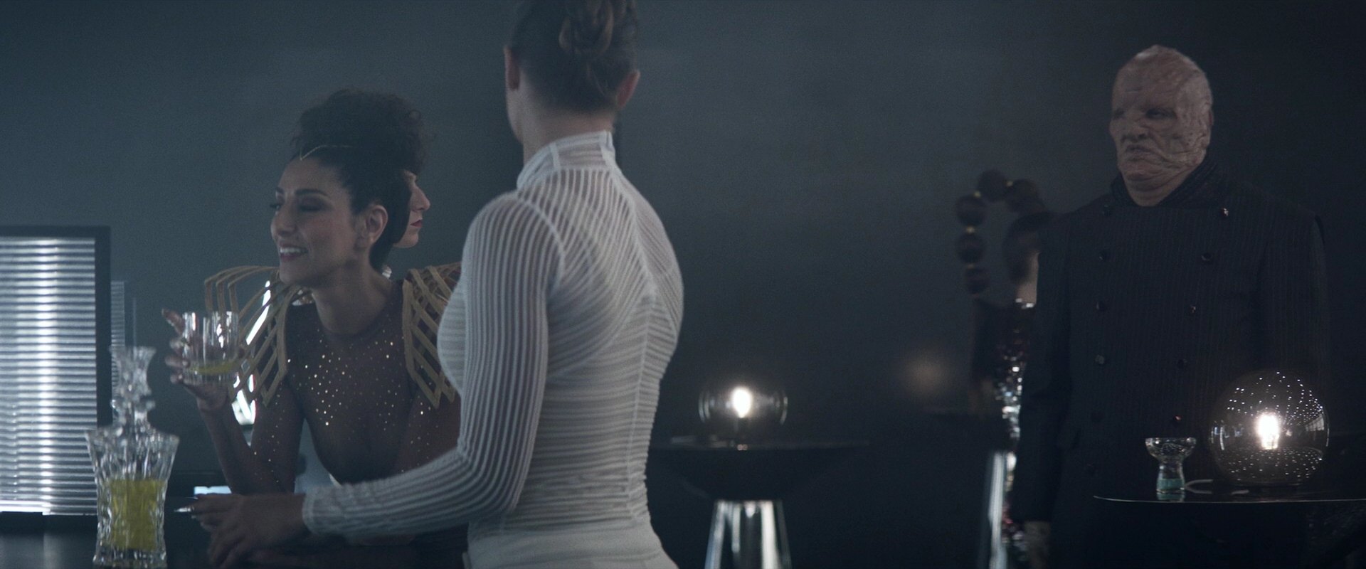 extant_StarTrek_PIC_1x05-StardustCityRag_0484.jpg