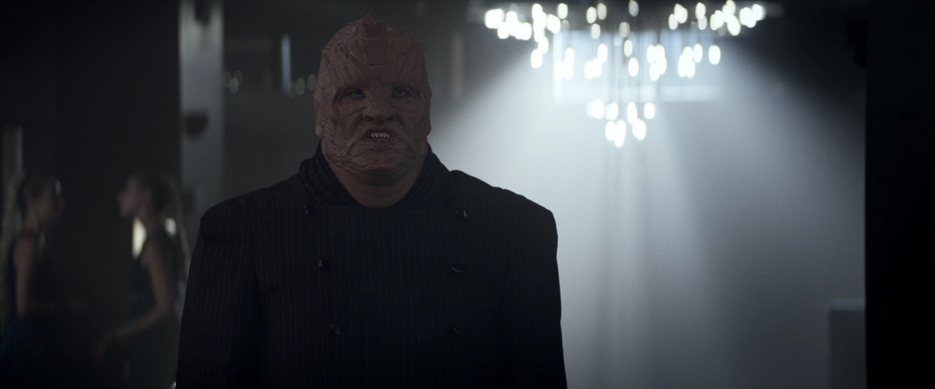 extant_StarTrek_PIC_1x05-StardustCityRag_0503.jpg