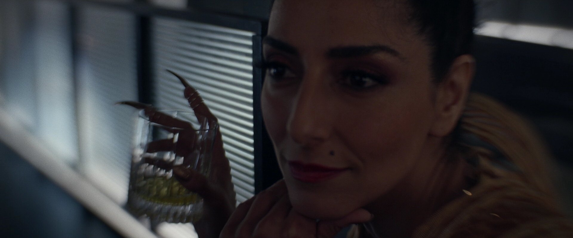 extant_StarTrek_PIC_1x05-StardustCityRag_0508.jpg