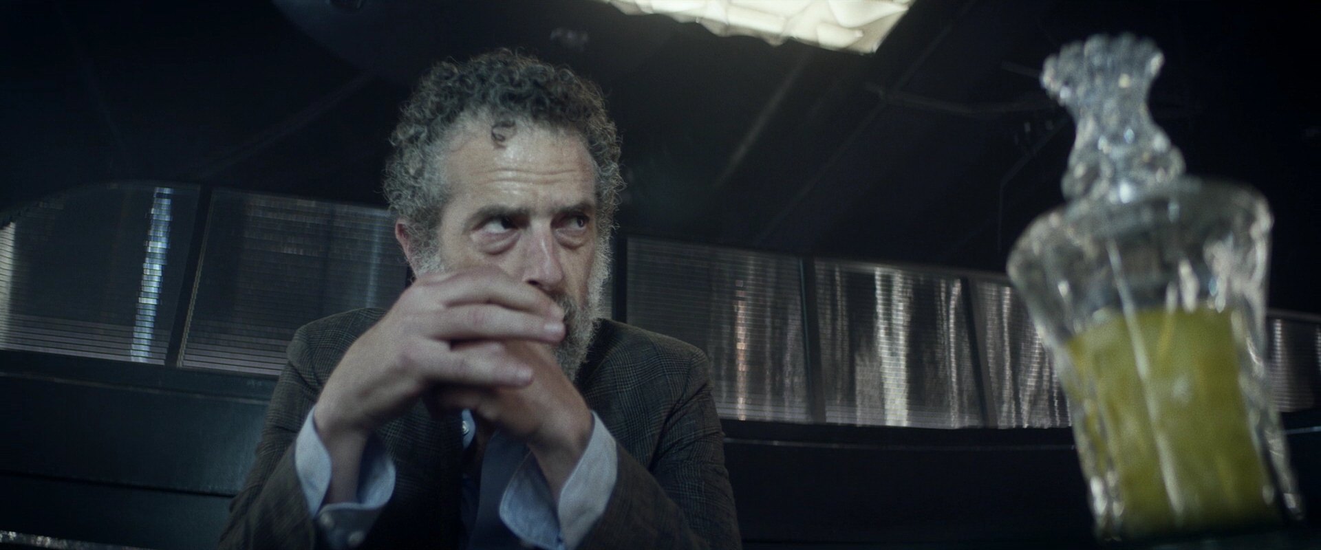 extant_StarTrek_PIC_1x05-StardustCityRag_0517.jpg