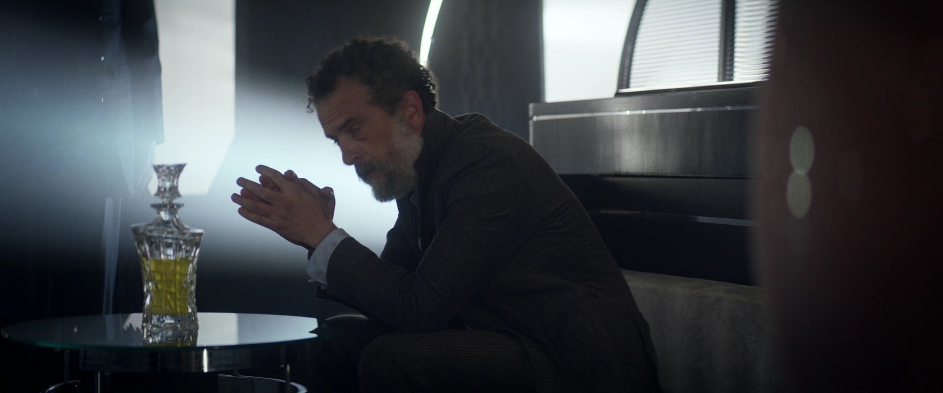 extant_StarTrek_PIC_1x05-StardustCityRag_0528.jpg
