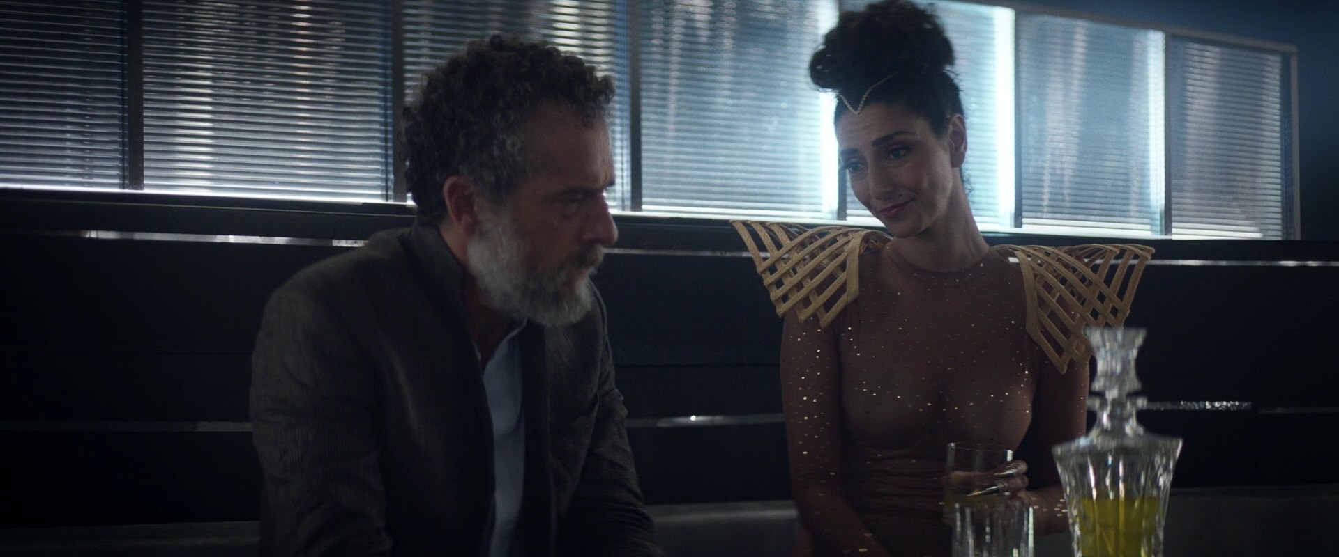 extant_StarTrek_PIC_1x05-StardustCityRag_0542.jpg