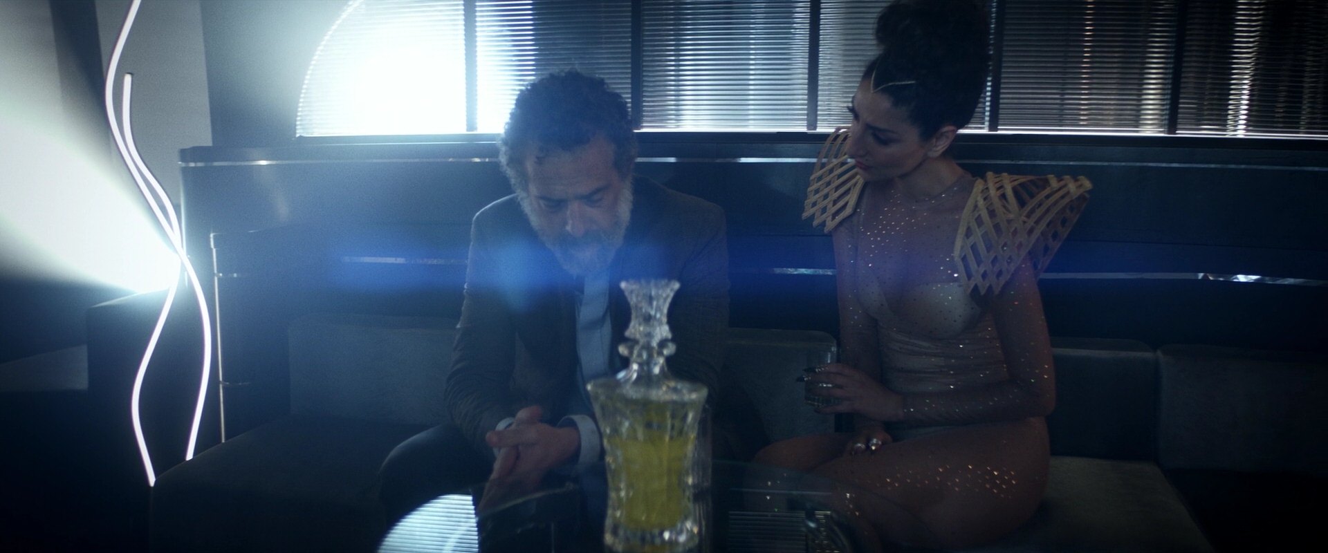 extant_StarTrek_PIC_1x05-StardustCityRag_0549.jpg