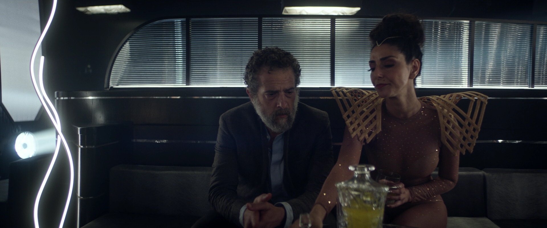 extant_StarTrek_PIC_1x05-StardustCityRag_0567.jpg