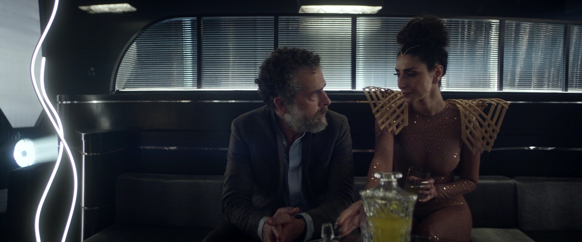extant_StarTrek_PIC_1x05-StardustCityRag_0568.jpg
