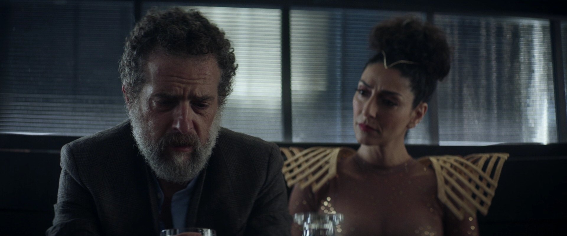 extant_StarTrek_PIC_1x05-StardustCityRag_0605.jpg