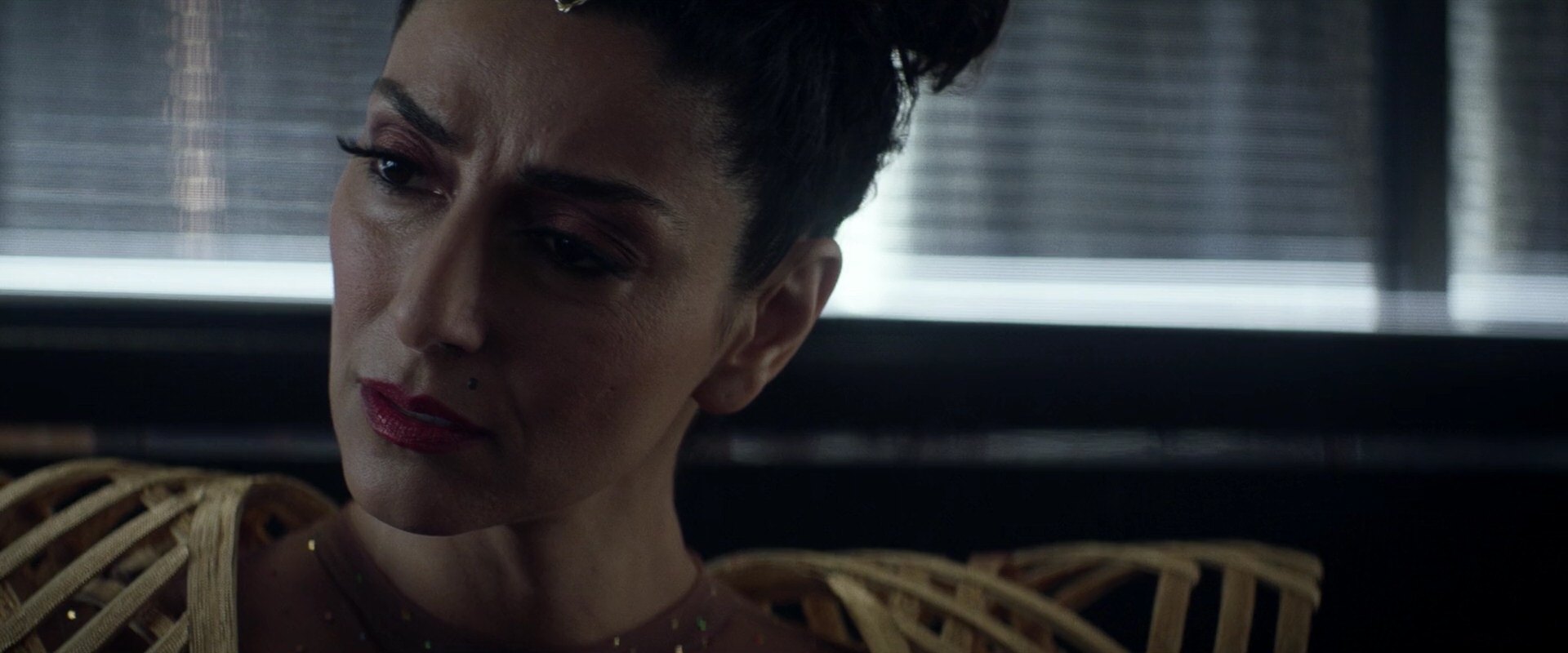 extant_StarTrek_PIC_1x05-StardustCityRag_0615.jpg