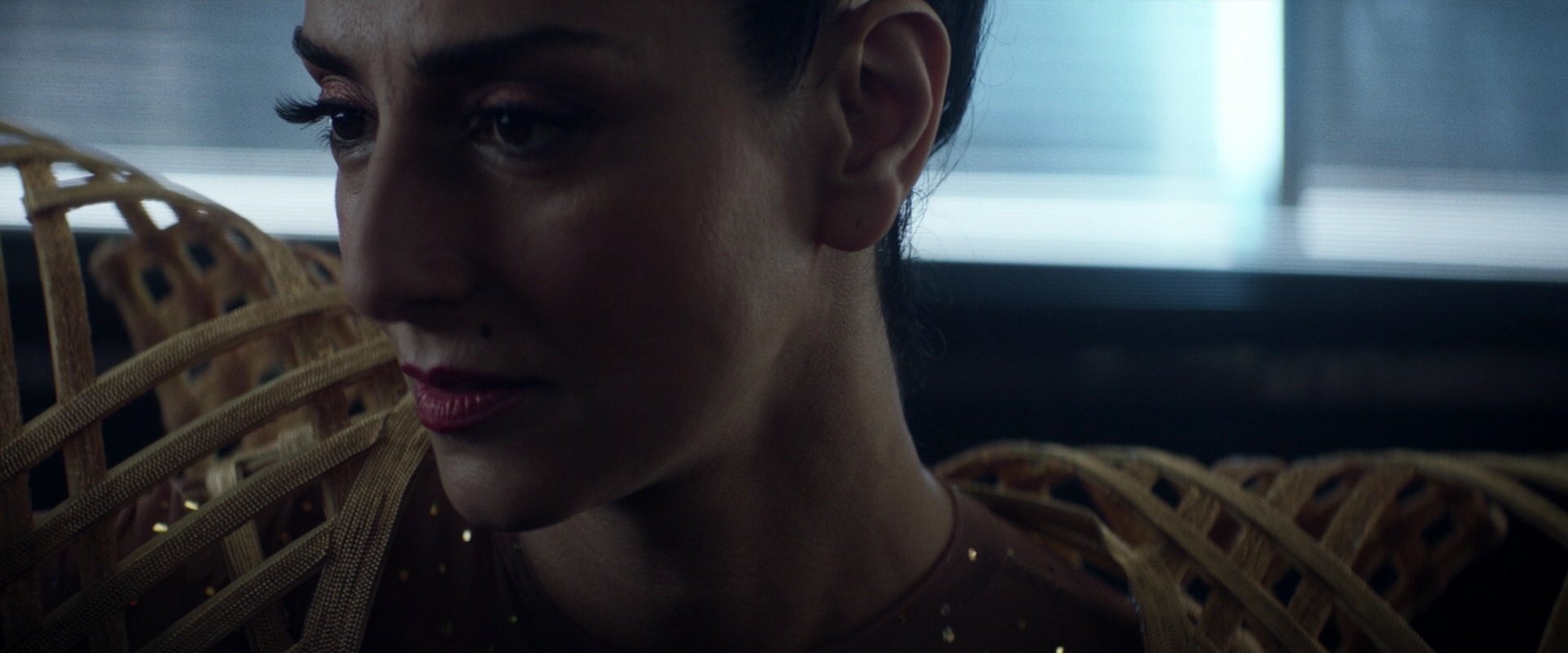 extant_StarTrek_PIC_1x05-StardustCityRag_0621.jpg