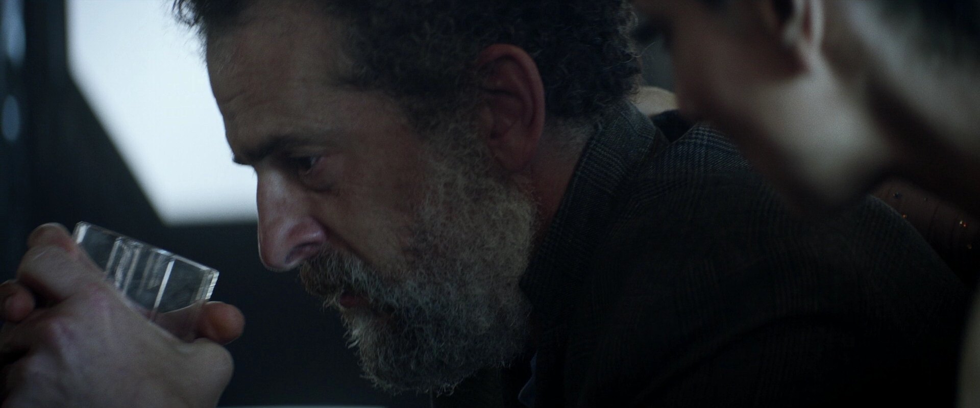 extant_StarTrek_PIC_1x05-StardustCityRag_0626.jpg