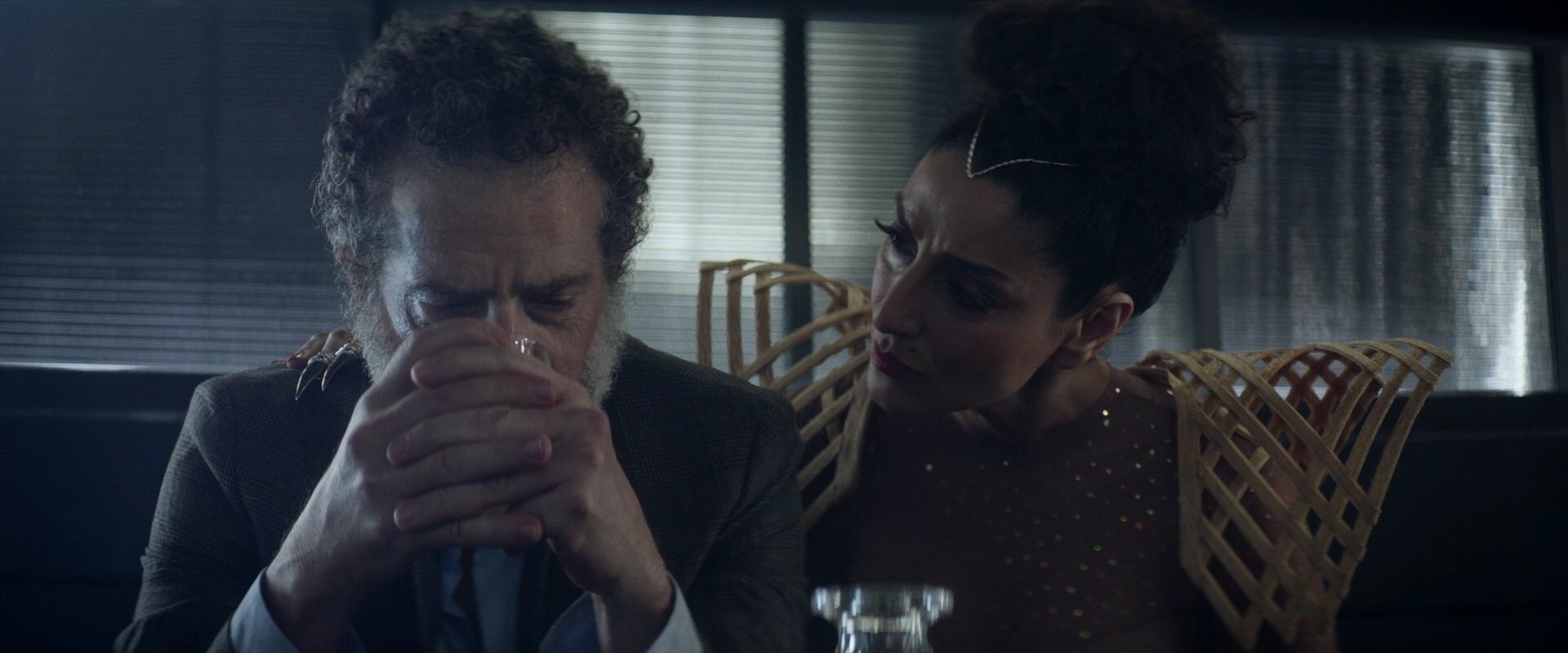 extant_StarTrek_PIC_1x05-StardustCityRag_0627.jpg