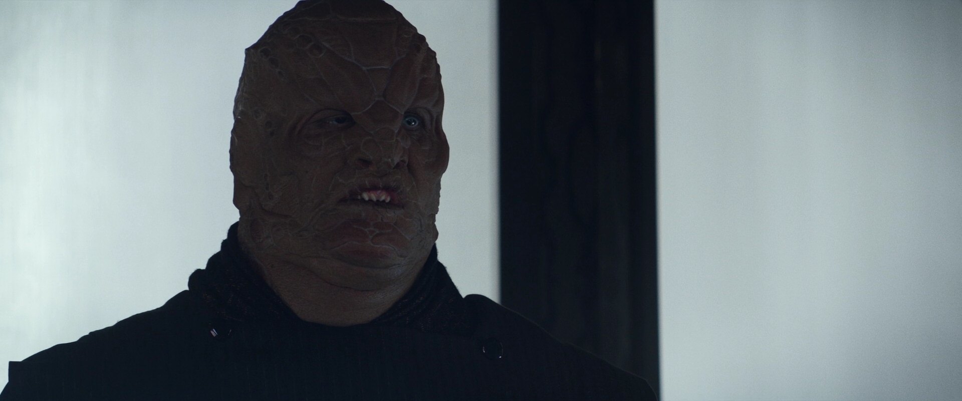 extant_StarTrek_PIC_1x05-StardustCityRag_0636.jpg