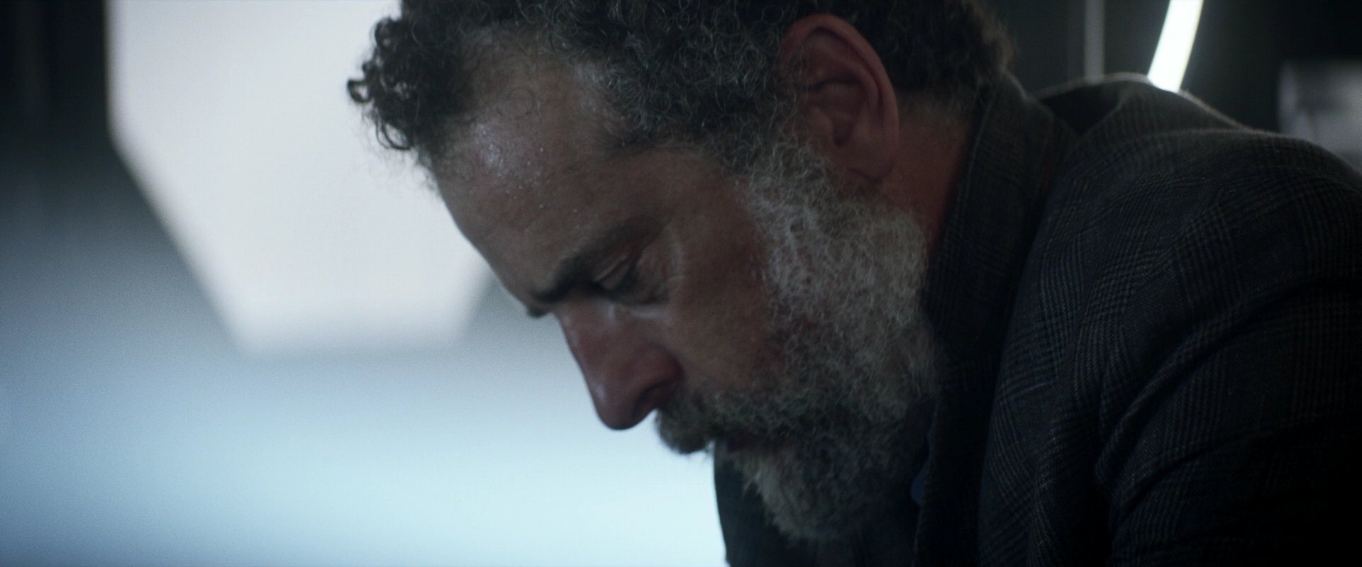 extant_StarTrek_PIC_1x05-StardustCityRag_0666.jpg