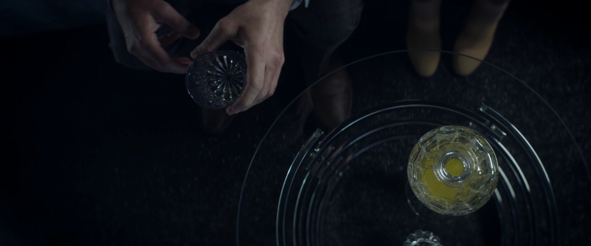 extant_StarTrek_PIC_1x05-StardustCityRag_0668.jpg