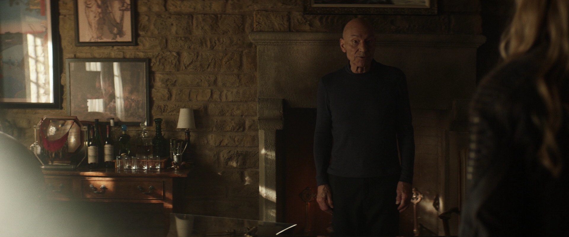extant_StarTrek_PIC_1x05-StardustCityRag_0931.jpg