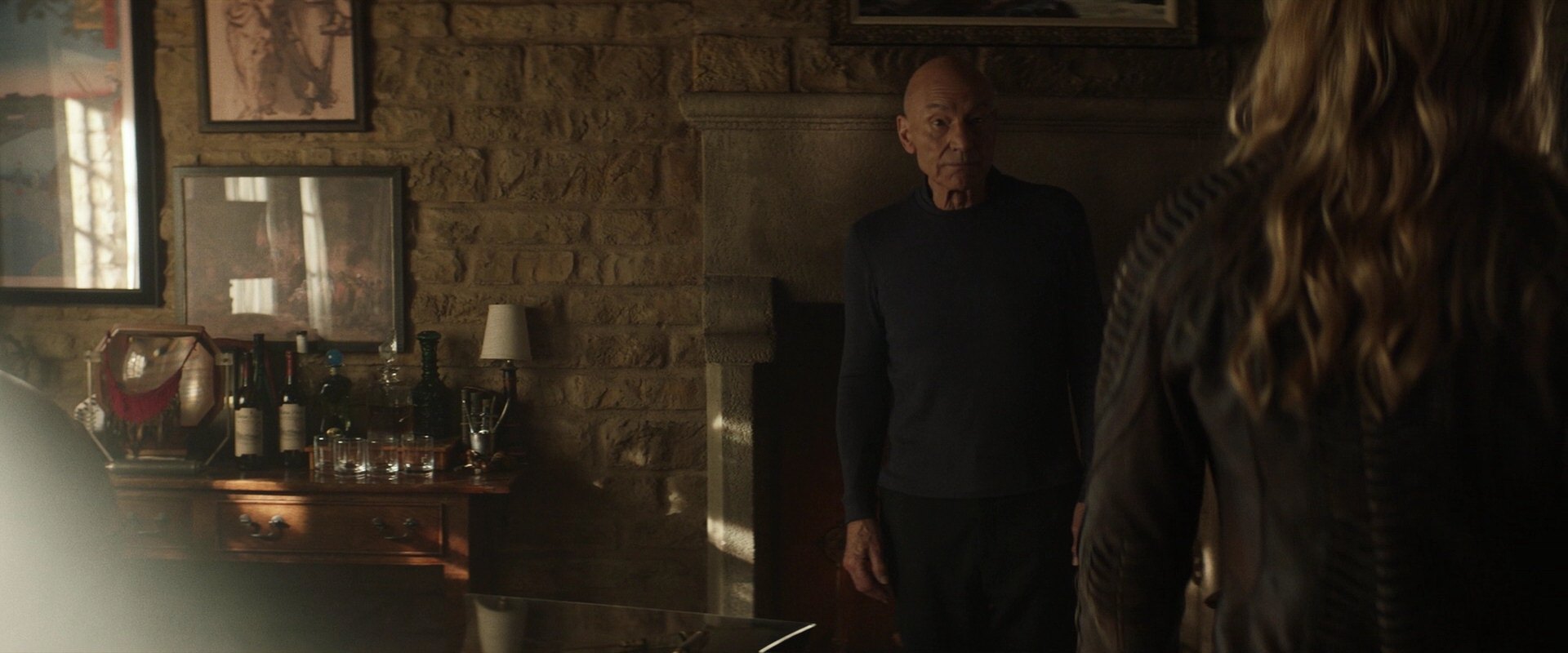 extant_StarTrek_PIC_1x05-StardustCityRag_0932.jpg