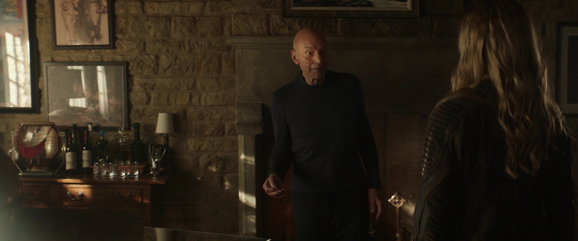 extant_StarTrek_PIC_1x05-StardustCityRag_0938.jpg