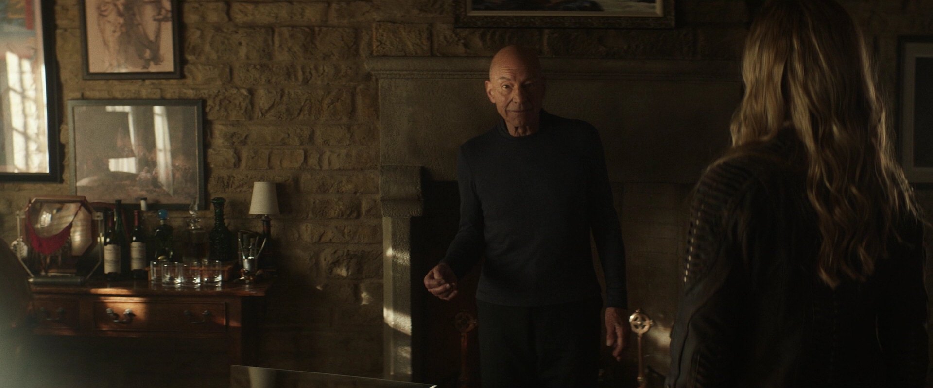 extant_StarTrek_PIC_1x05-StardustCityRag_0939.jpg