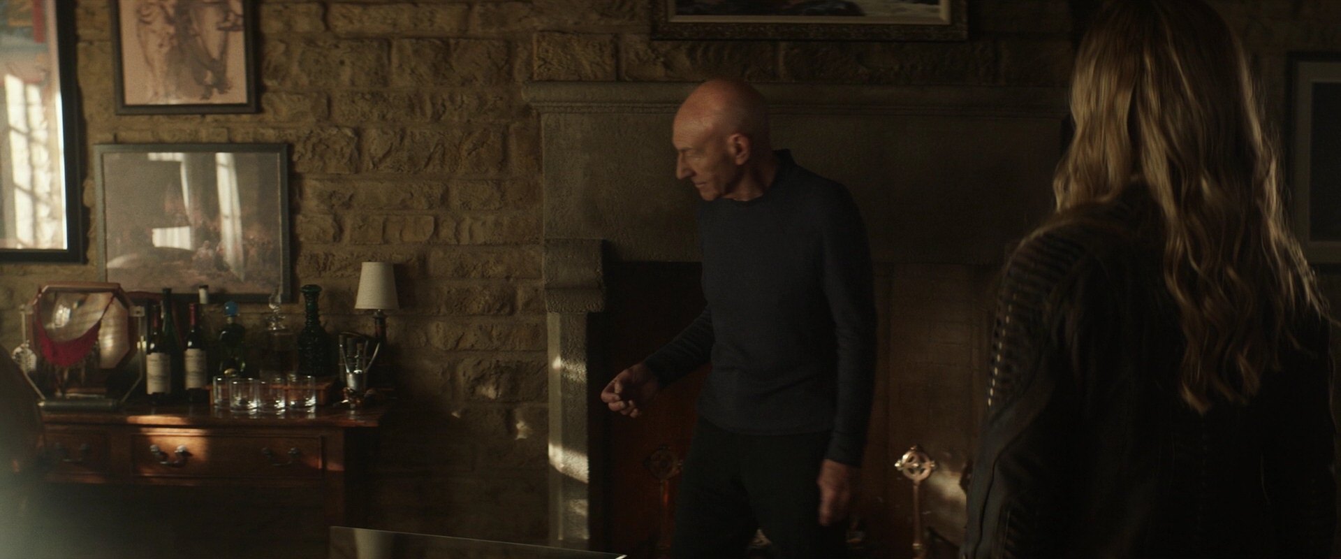 extant_StarTrek_PIC_1x05-StardustCityRag_0940.jpg