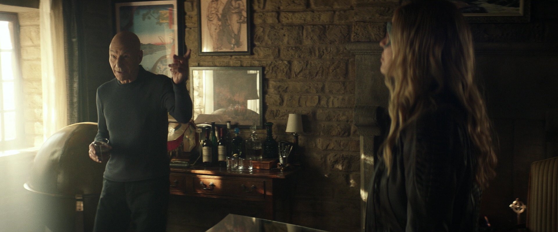 extant_StarTrek_PIC_1x05-StardustCityRag_0961.jpg