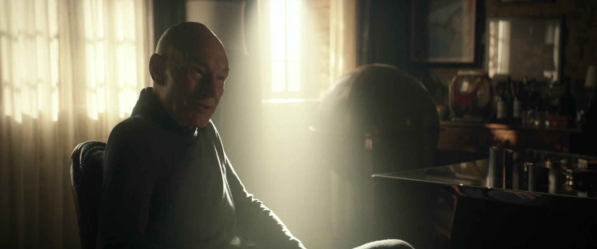 extant_StarTrek_PIC_1x05-StardustCityRag_0992.jpg