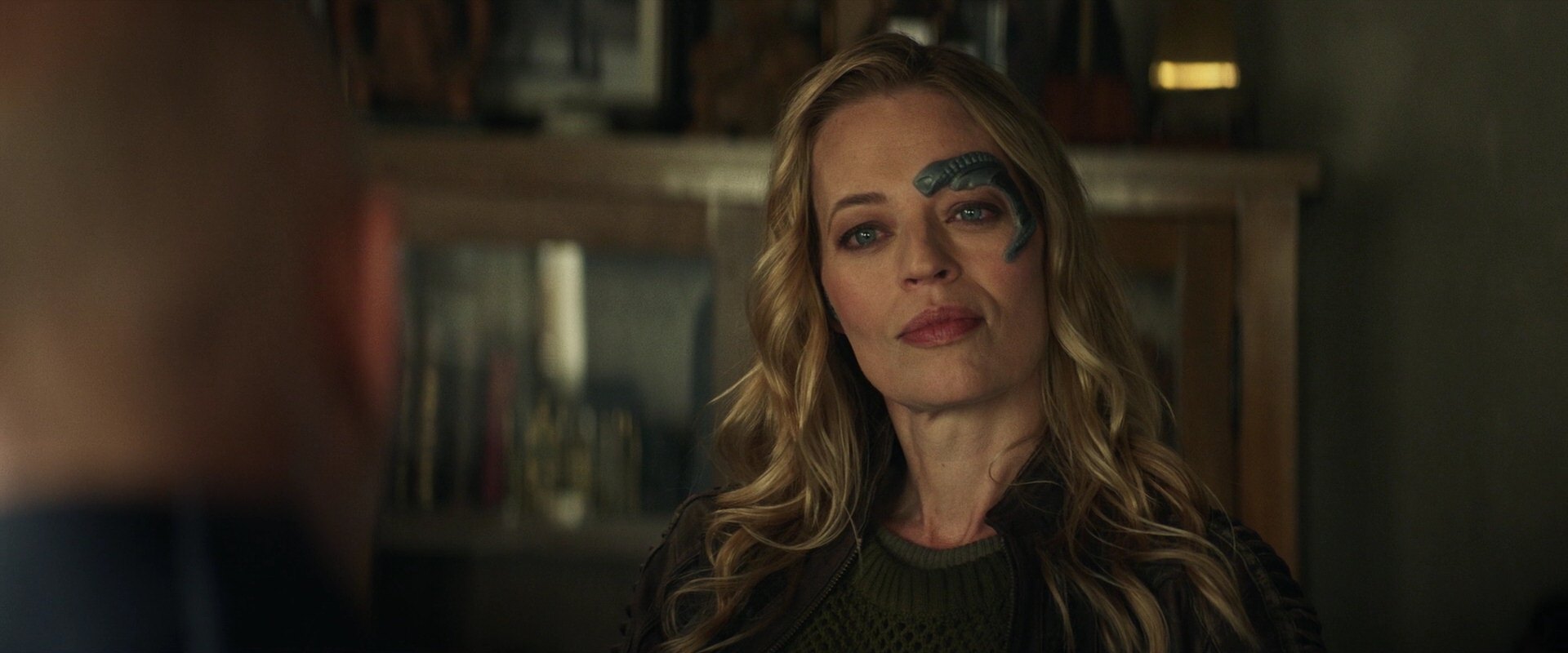 extant_StarTrek_PIC_1x05-StardustCityRag_1010.jpg