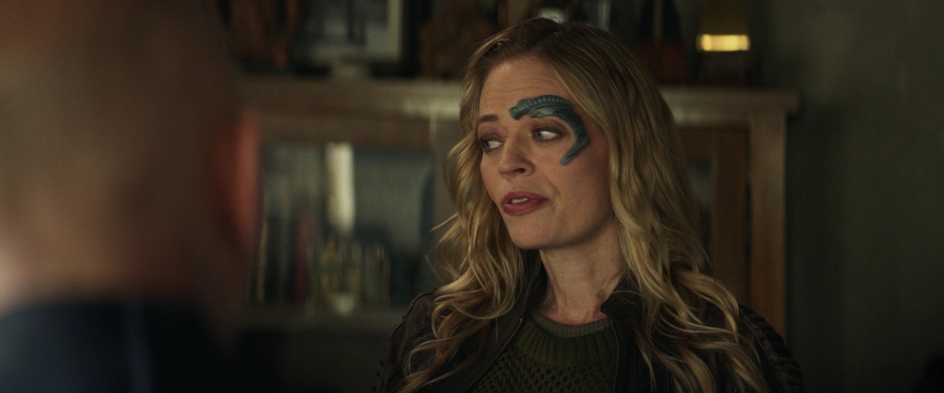 extant_StarTrek_PIC_1x05-StardustCityRag_1012.jpg