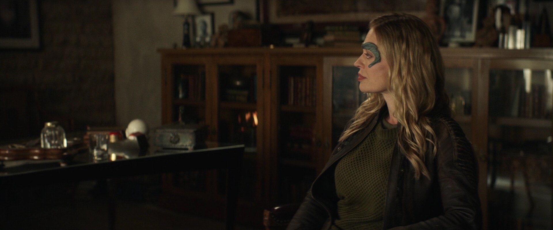 extant_StarTrek_PIC_1x05-StardustCityRag_1014.jpg