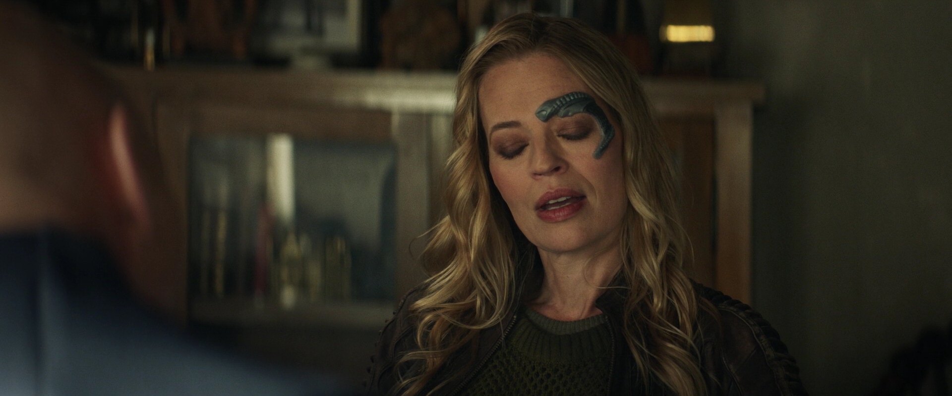 extant_StarTrek_PIC_1x05-StardustCityRag_1037.jpg