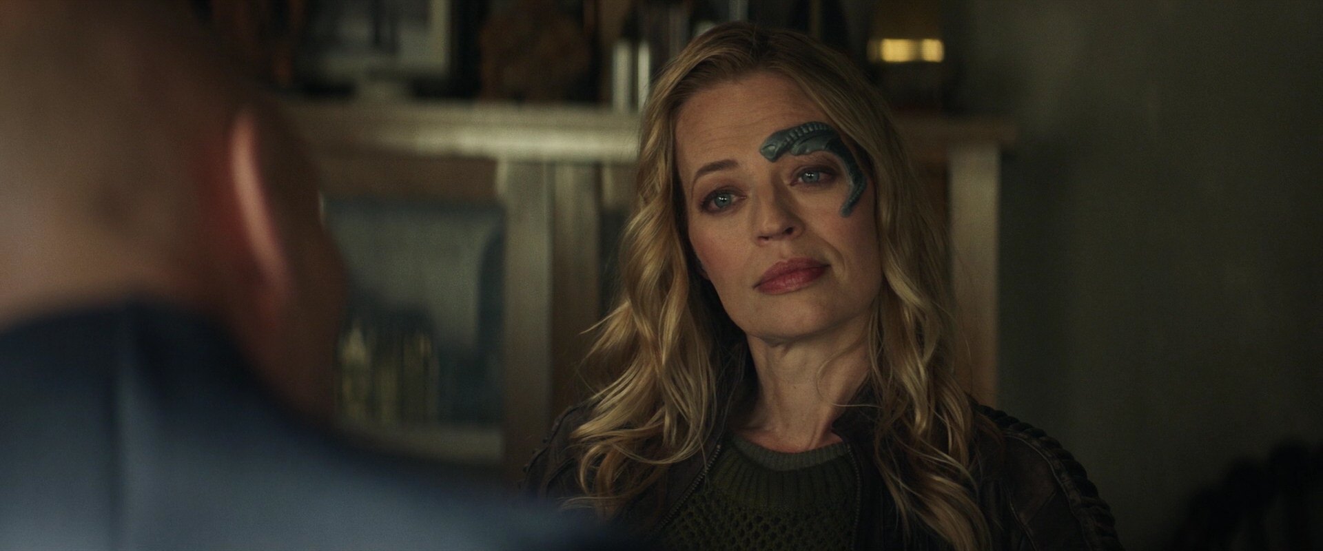 extant_StarTrek_PIC_1x05-StardustCityRag_1057.jpg