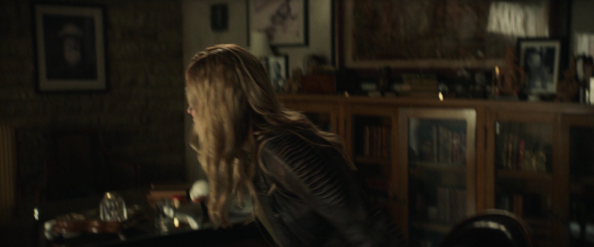 extant_StarTrek_PIC_1x05-StardustCityRag_1083.jpg