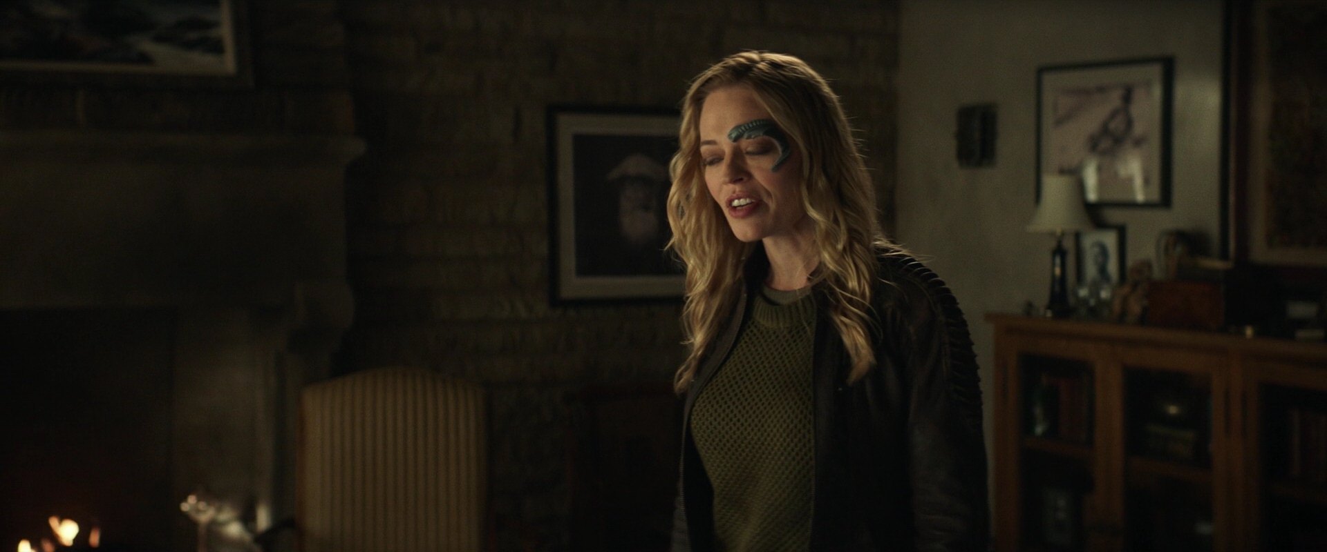 extant_StarTrek_PIC_1x05-StardustCityRag_1087.jpg