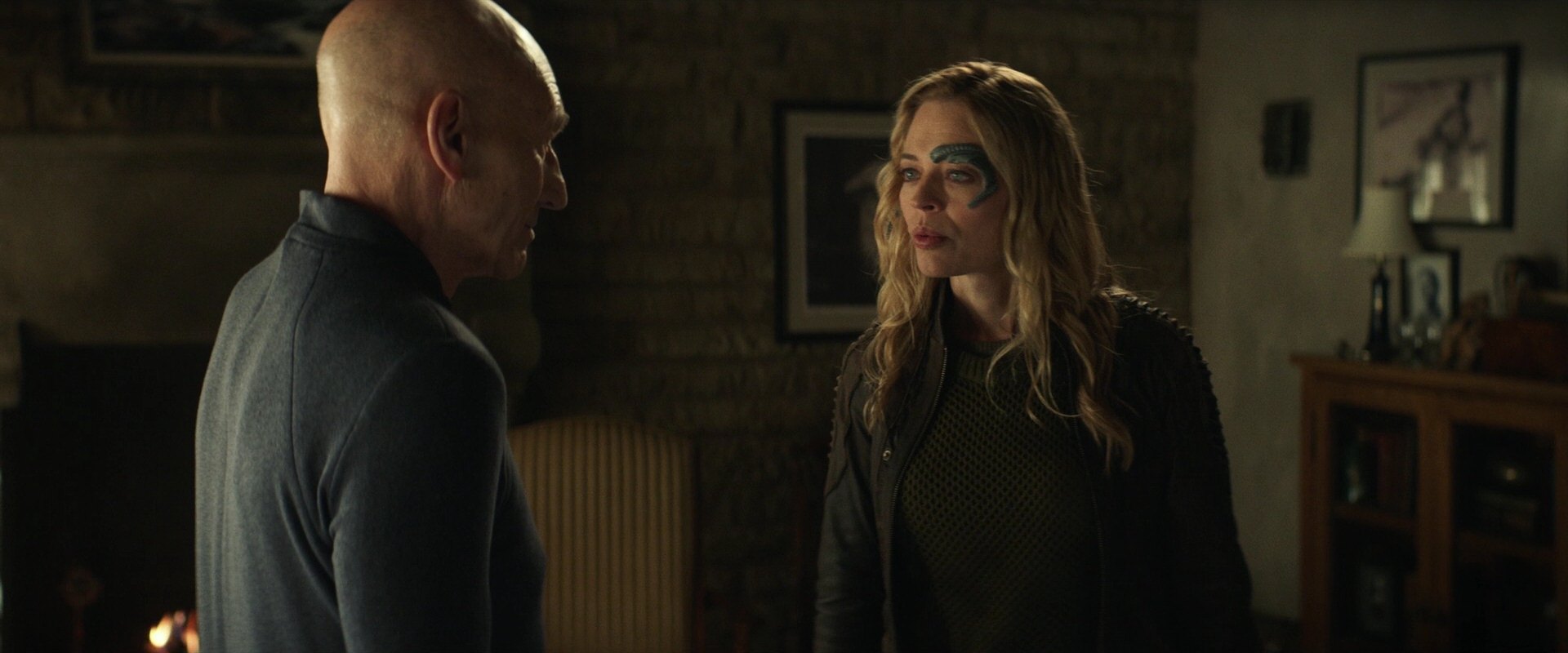 extant_StarTrek_PIC_1x05-StardustCityRag_1126.jpg
