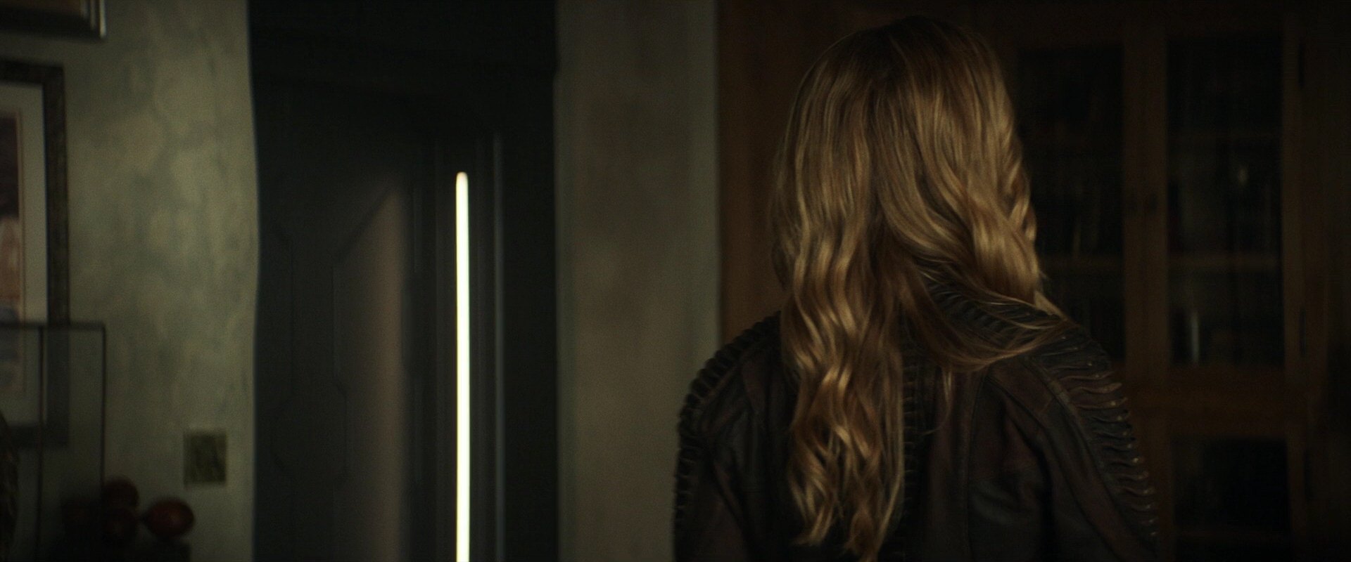 extant_StarTrek_PIC_1x05-StardustCityRag_1133.jpg