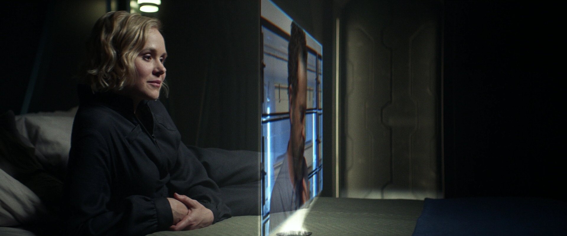 extant_StarTrek_PIC_1x05-StardustCityRag_1321.jpg