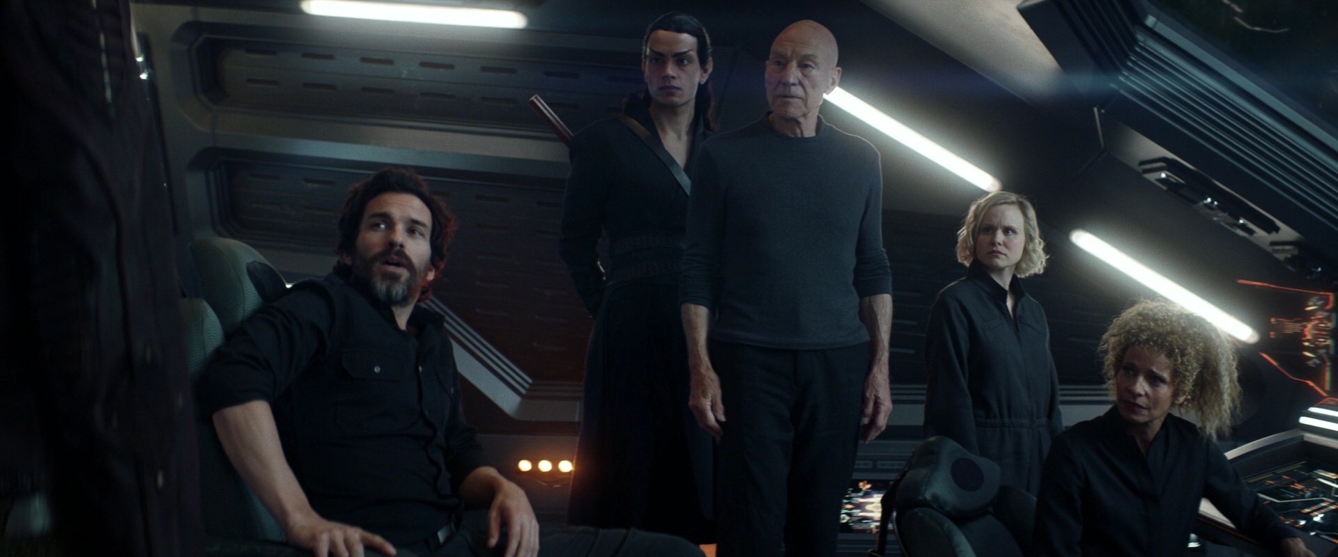 extant_StarTrek_PIC_1x05-StardustCityRag_1704.jpg