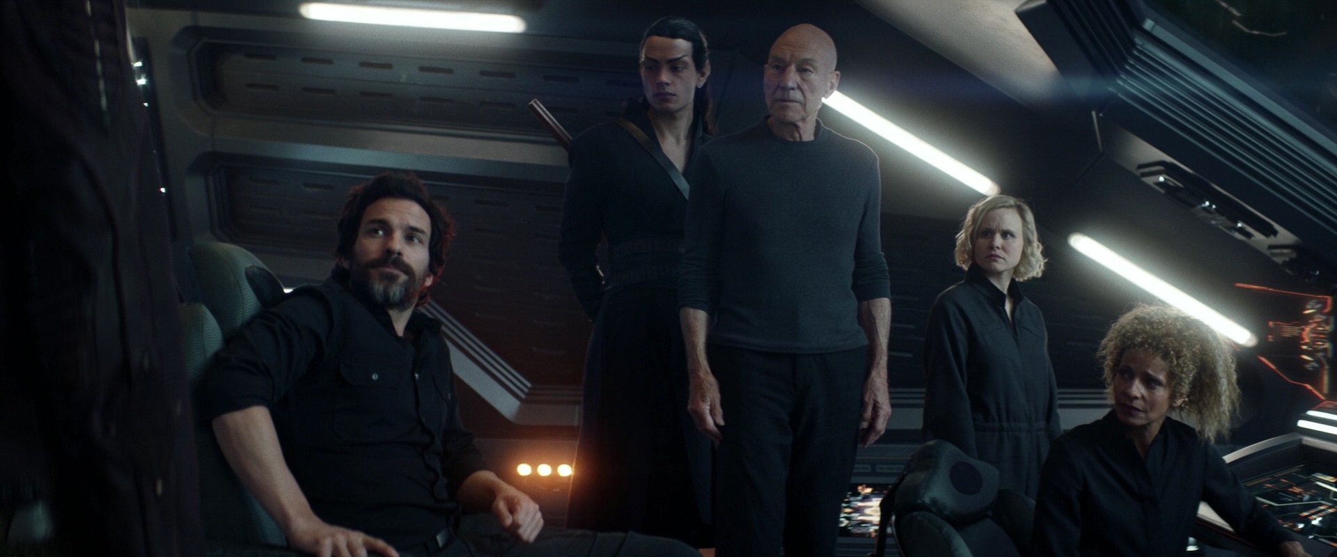 extant_StarTrek_PIC_1x05-StardustCityRag_1705.jpg