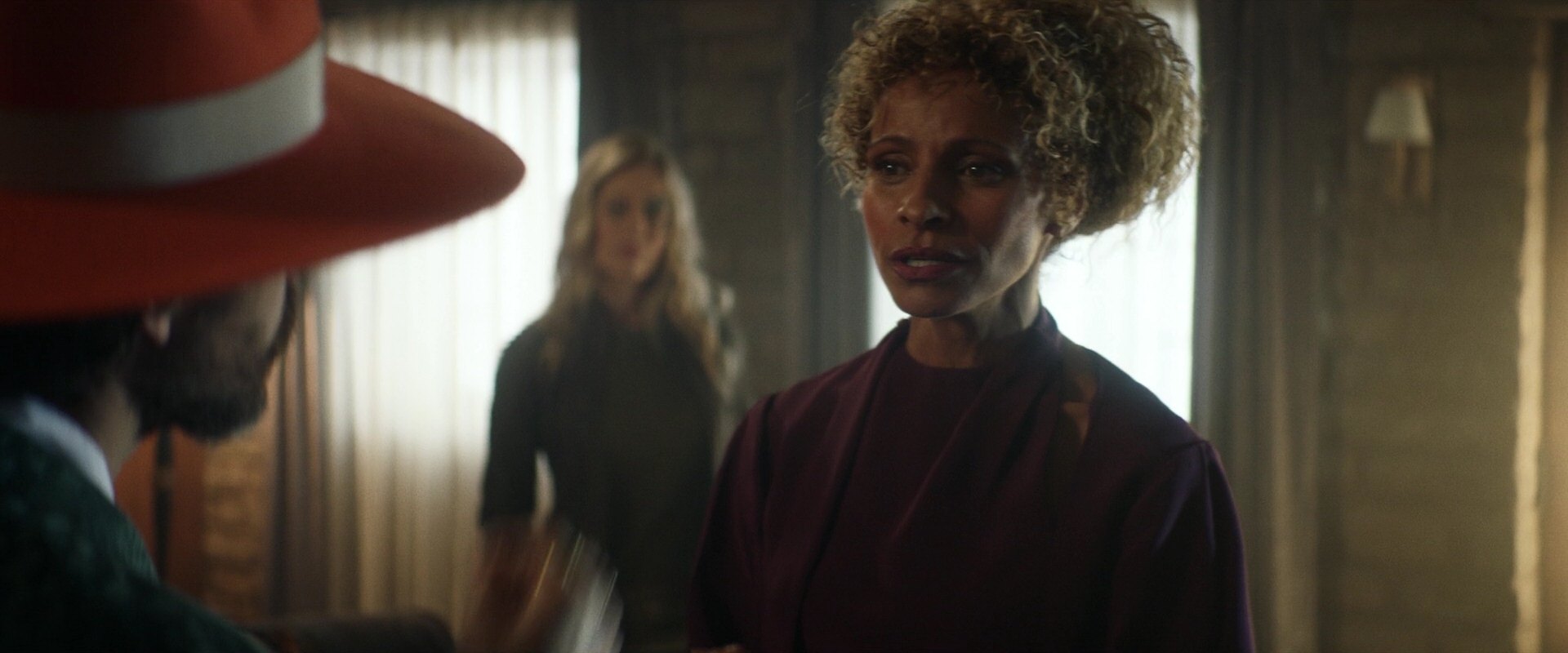 extant_StarTrek_PIC_1x05-StardustCityRag_1773.jpg
