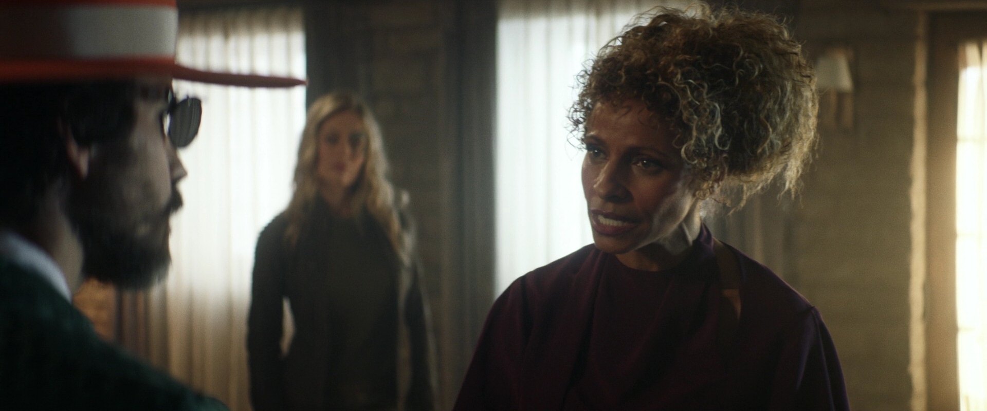 extant_StarTrek_PIC_1x05-StardustCityRag_1783.jpg
