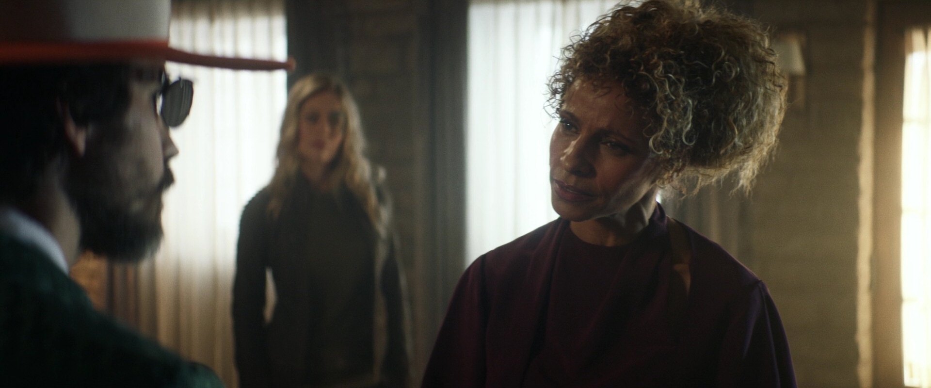 extant_StarTrek_PIC_1x05-StardustCityRag_1784.jpg